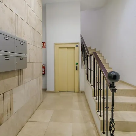 Saavedra Confort & Centre Apartman *